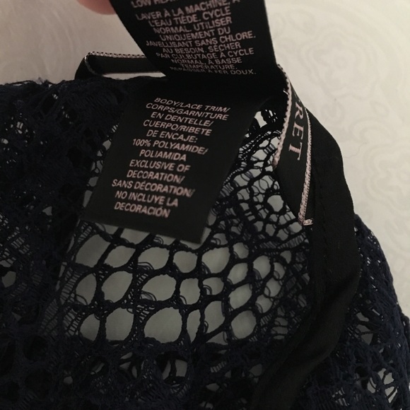 Navy blueVictoria’s Secret crochet lace be… - Picture 13 of 13
